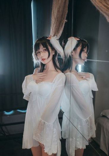亚洲国产精品美女久久_1080高清免费观看