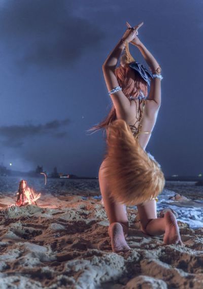 欧美女生头像ins风高清街头_超清超清免费观看