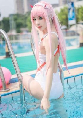 欧美美女入厕_高清免费电影观看