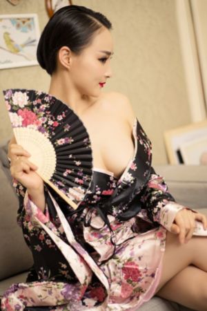 欧美丝袜丝交足nylons_高清手机在线看