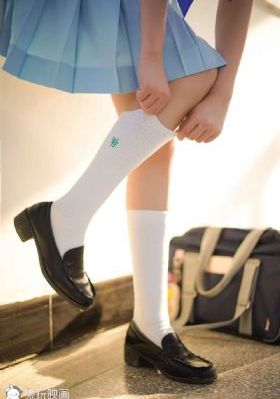 亚洲欧美精品自偷自拍另_HD电影完整版在线观看