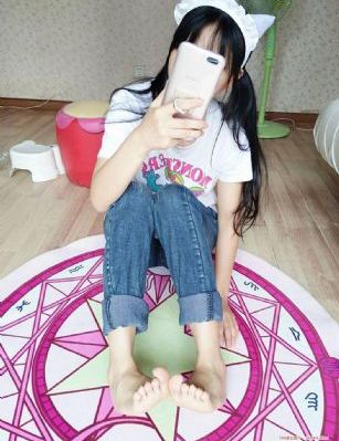 欧美大胸大屁股女明星_BD免费高清观看